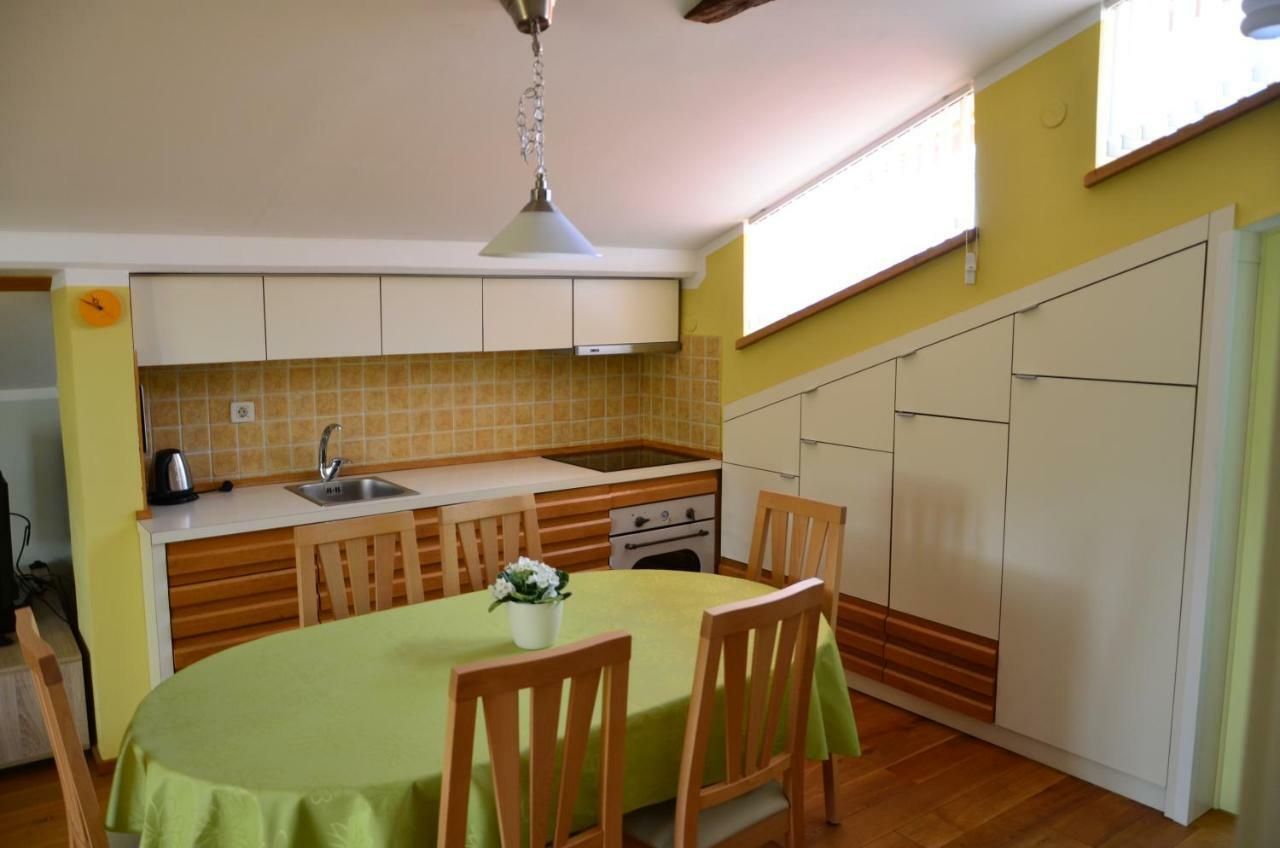 Apartma Louis Dutovlje Экстерьер фото